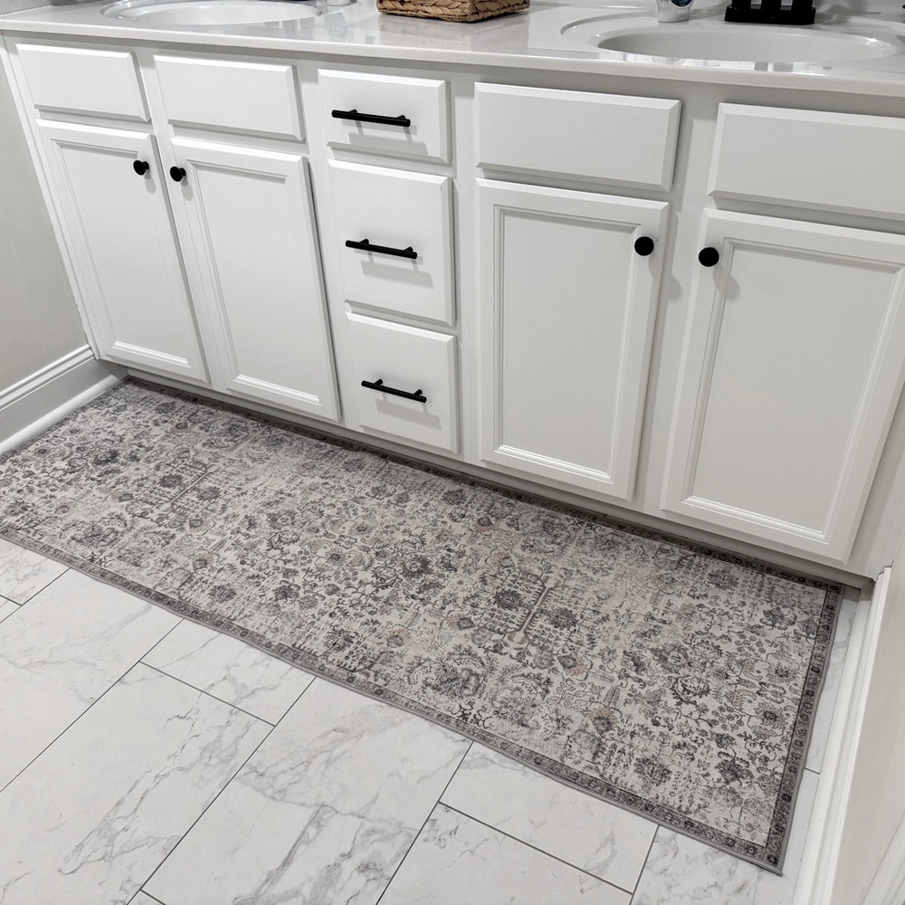 Vintage Floral design rug runner